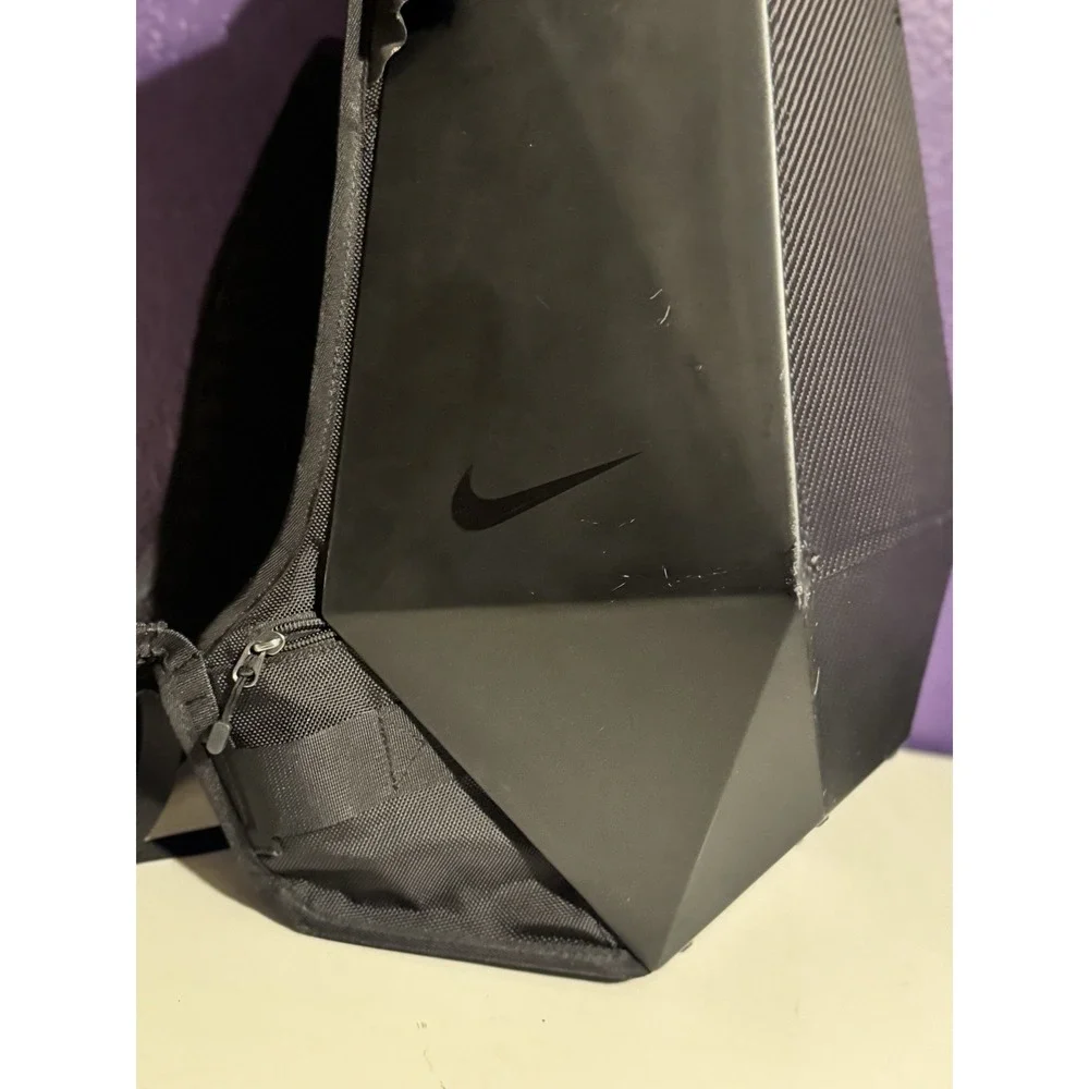 N/A nike carbon